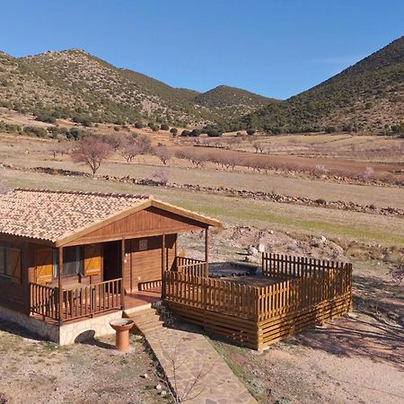 Aldea Los Odres - Cabanas De Madera De 1ª Con Piscina Privada Y Bbq En La Puerta Moratalla  Exterior foto